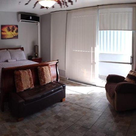 Saint Tropez Apartment San Juan Luaran gambar